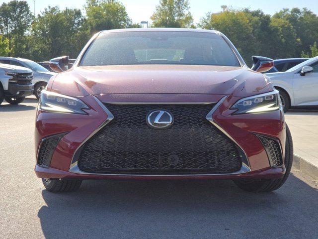 new 2025 Lexus ES 300h car, priced at $49,827
