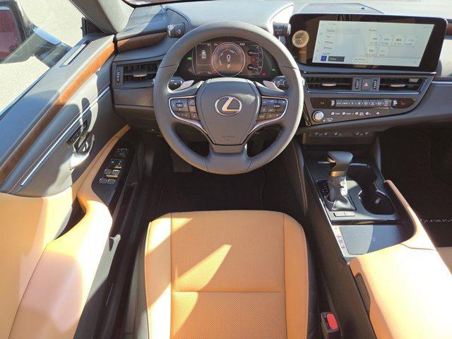new 2025 Lexus ES 300h car, priced at $49,827
