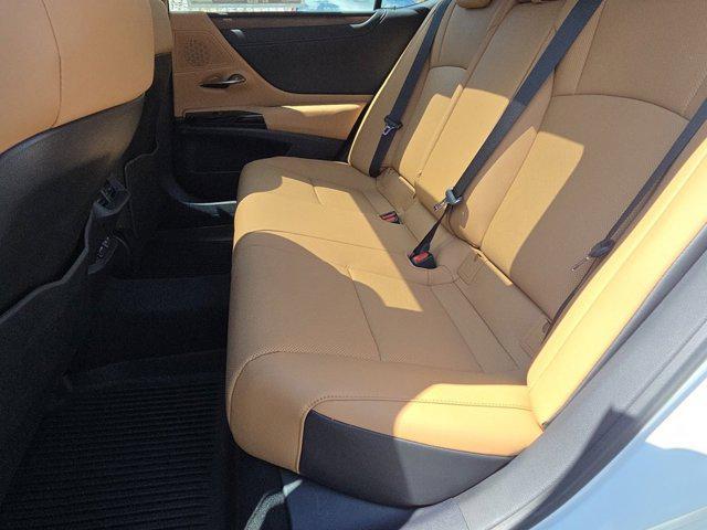 new 2025 Lexus ES 350 car, priced at $48,887