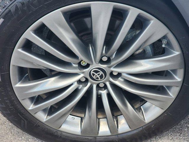 used 2023 Toyota Highlander car, priced at $47,469