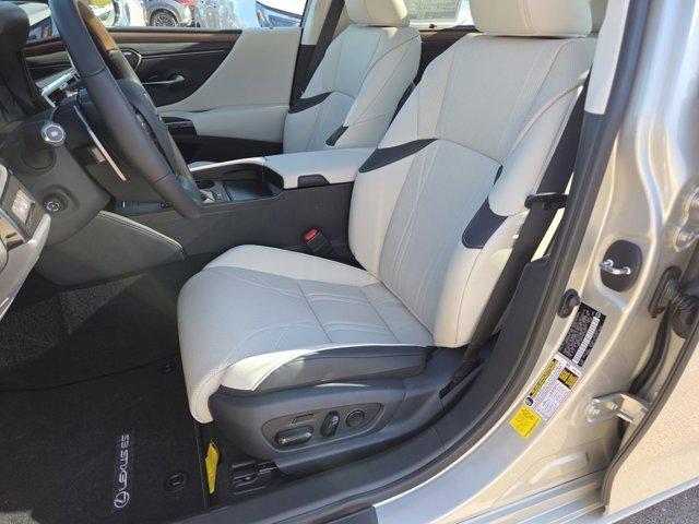 new 2025 Lexus ES 350 car, priced at $53,367