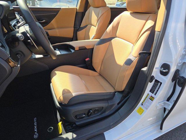 new 2025 Lexus ES 300h car, priced at $50,287