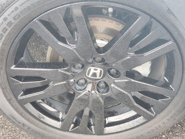 used 2022 Honda Pilot car, priced at $31,978