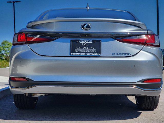 used 2025 Lexus ES 300h car, priced at $46,358