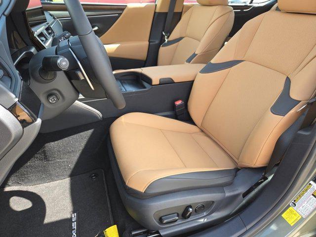 new 2025 Lexus ES 350 car, priced at $46,694