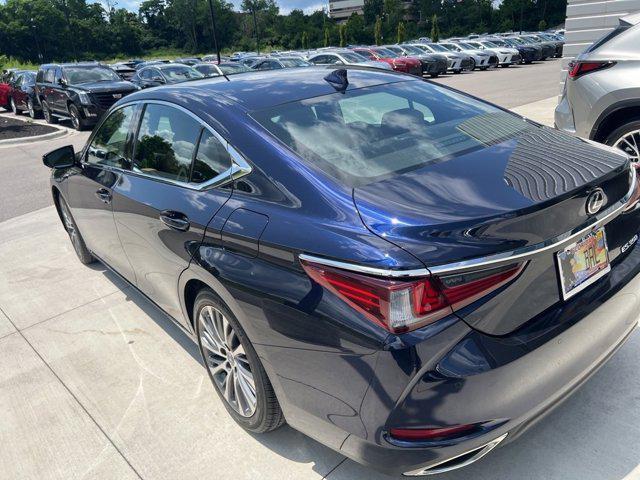 used 2019 Lexus ES 350 car, priced at $32,641