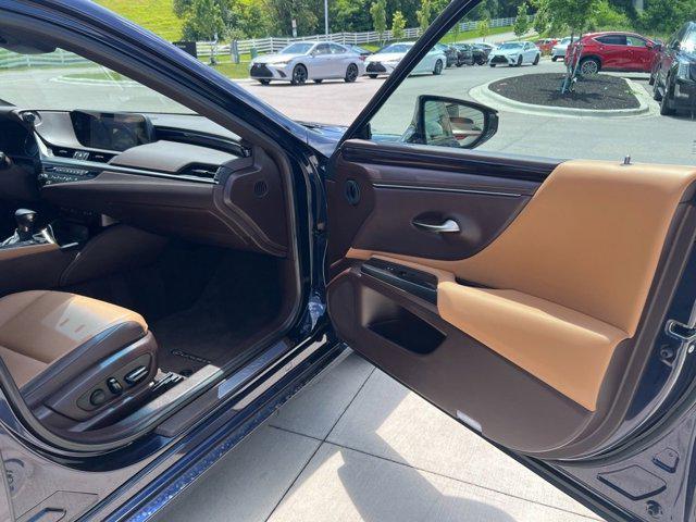 used 2019 Lexus ES 350 car, priced at $32,641