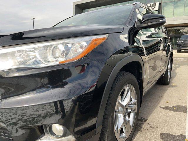 used 2015 Toyota Highlander car, priced at $16,414