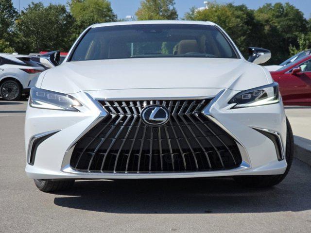 new 2025 Lexus ES 300h car, priced at $54,593