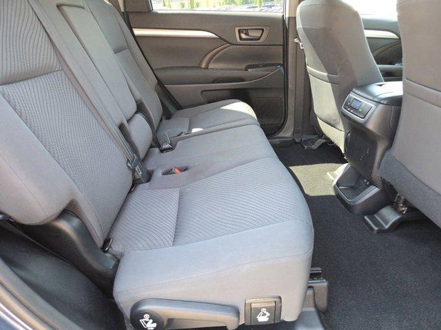 used 2019 Toyota Highlander car, priced at $24,649