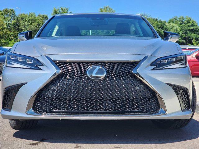 new 2025 Lexus ES 300h car, priced at $52,464
