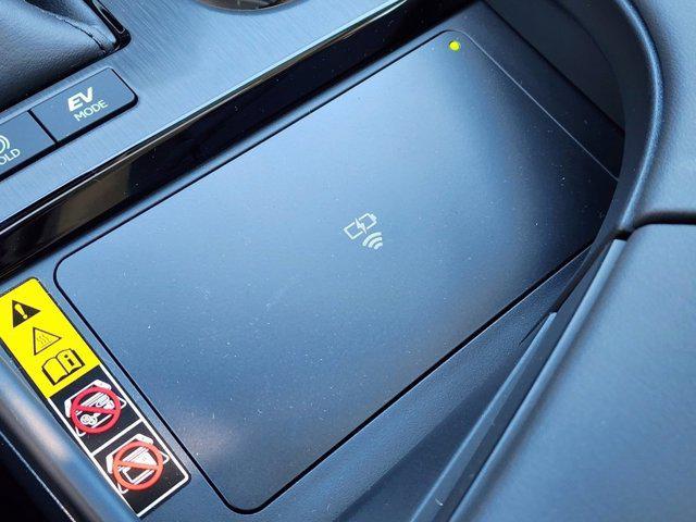 new 2025 Lexus ES 300h car, priced at $52,464