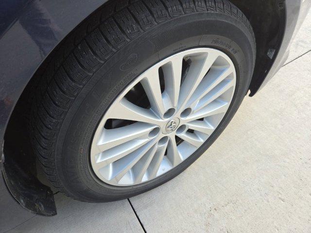 used 2014 Toyota Avalon Hybrid car, priced at $12,951