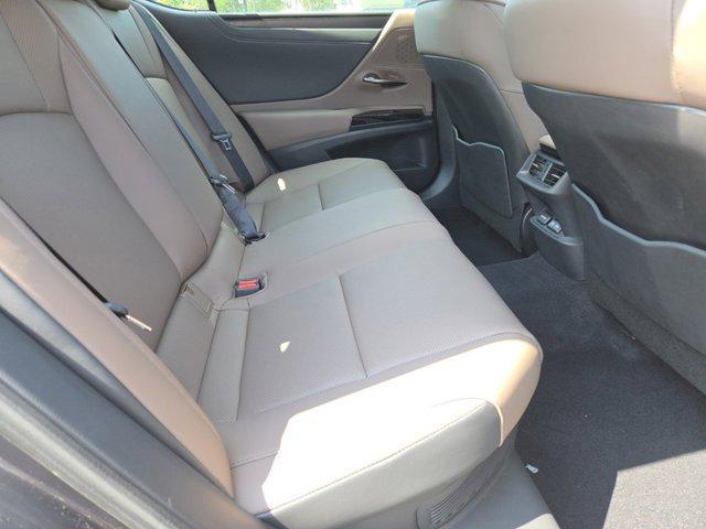new 2025 Lexus ES 300h car, priced at $48,710