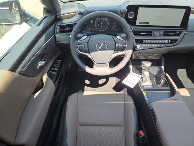 new 2025 Lexus ES 300h car, priced at $48,710