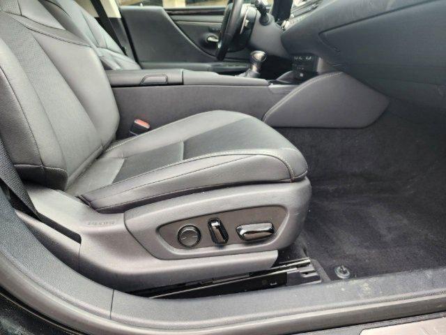 used 2021 Lexus ES 300h car, priced at $33,191