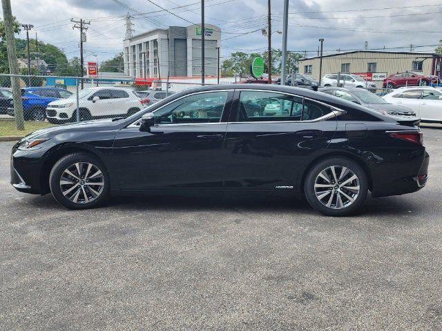 used 2021 Lexus ES 300h car, priced at $33,375