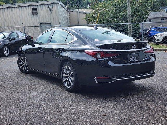 used 2021 Lexus ES 300h car, priced at $33,375