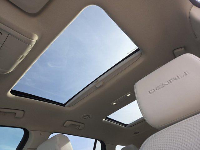 used 2022 GMC Acadia car, priced at $29,681