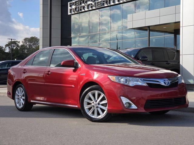 used 2014 Toyota Camry Hybrid car, priced at $14,214