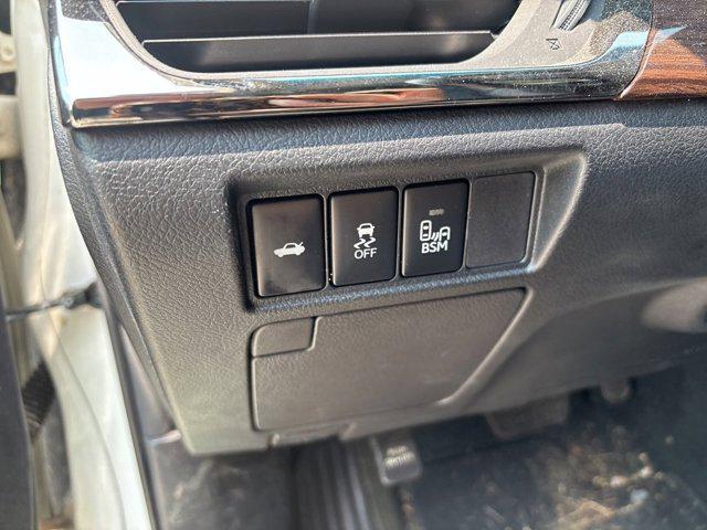 used 2013 Toyota Avalon Hybrid car, priced at $15,543