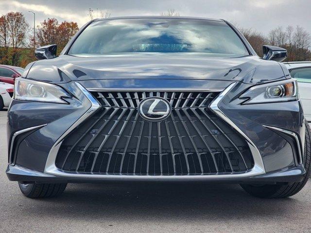 new 2025 Lexus ES 350 car, priced at $46,868