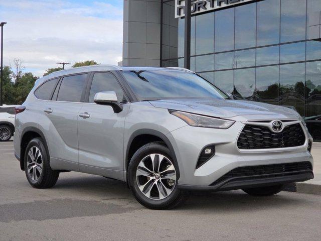 used 2024 Toyota Highlander car, priced at $37,964