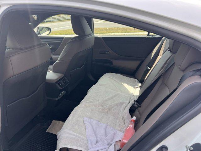 used 2022 Lexus ES 350 car, priced at $36,612