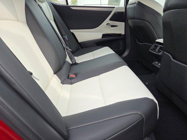 new 2025 Lexus ES 350 car, priced at $53,282