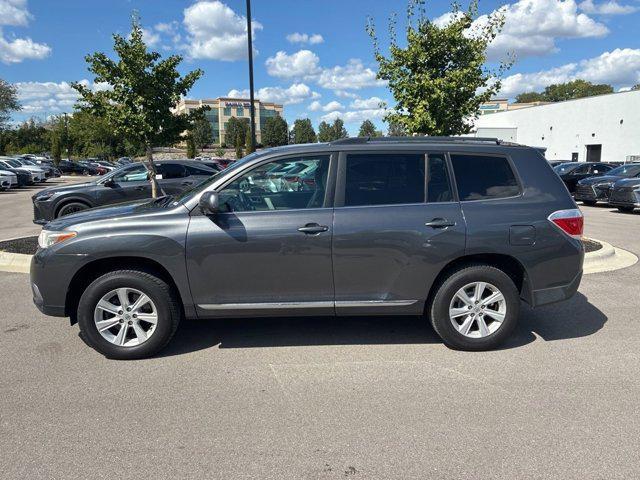 used 2013 Toyota Highlander car, priced at $13,946