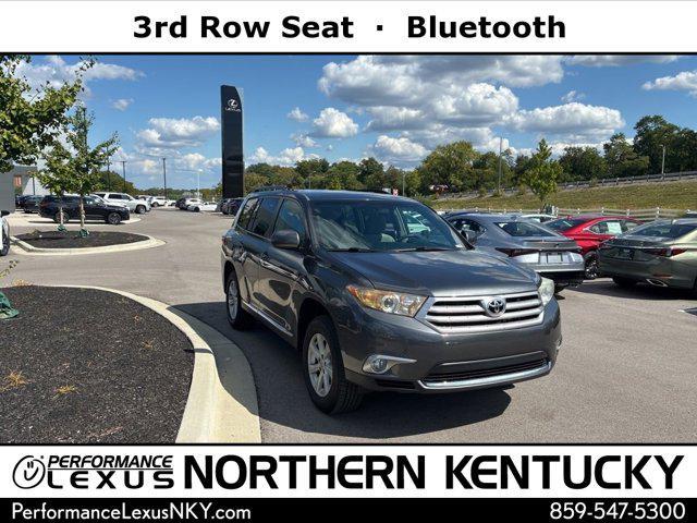 used 2013 Toyota Highlander car, priced at $13,946