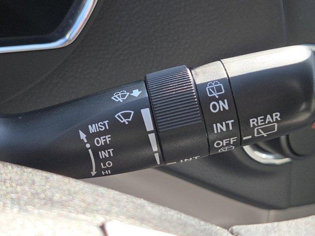 used 2013 Toyota Highlander car, priced at $12,994