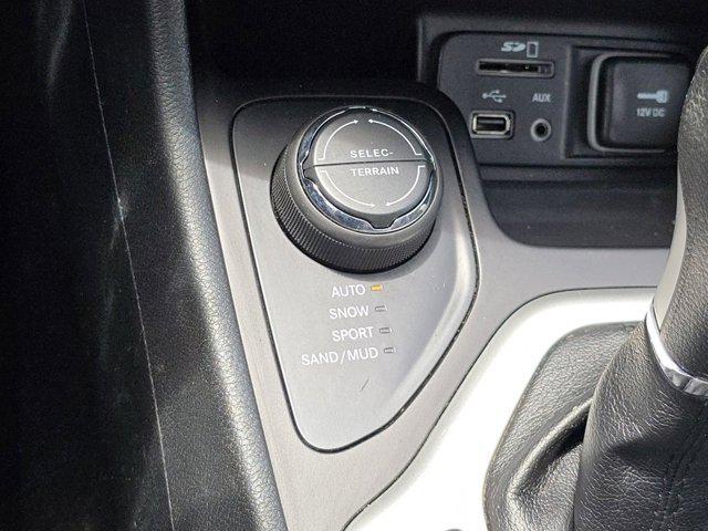 used 2014 Jeep Cherokee car, priced at $6,772