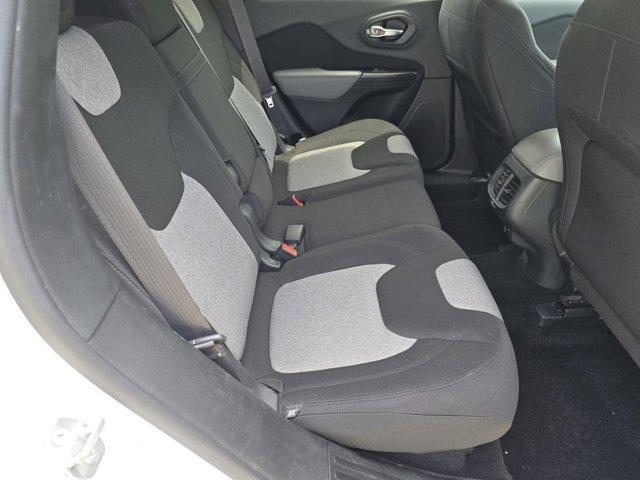 used 2014 Jeep Cherokee car, priced at $5,499