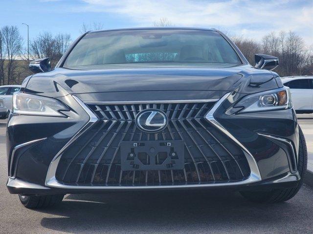 used 2022 Lexus ES 250 car, priced at $32,429