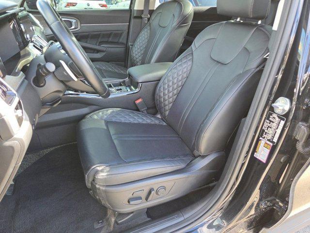 used 2022 Kia Sorento car, priced at $29,631