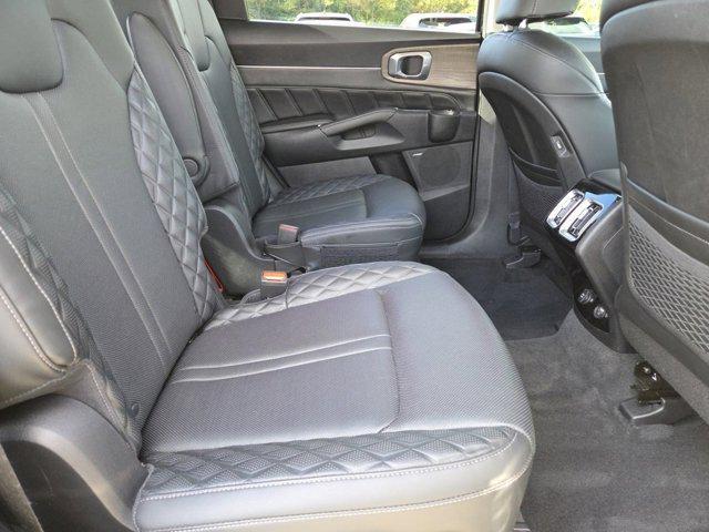 used 2022 Kia Sorento car, priced at $29,631