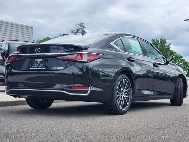 new 2025 Lexus ES 300h car, priced at $50,524