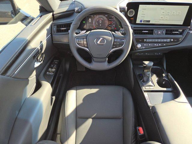 new 2025 Lexus ES 300h car, priced at $50,287