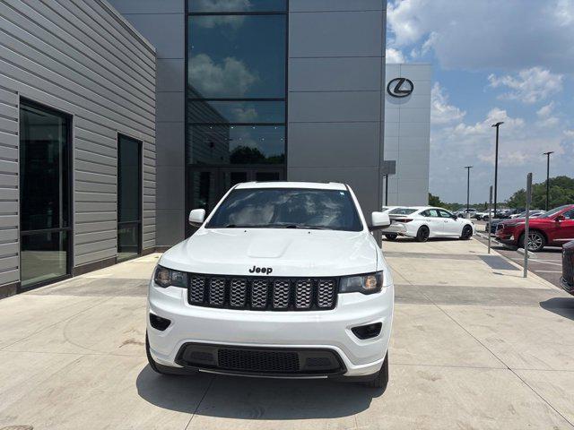 used 2018 Jeep Grand Cherokee car, priced at $15,447