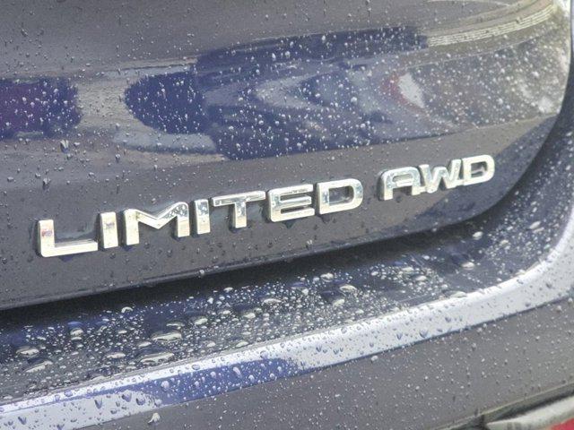 used 2021 Toyota Highlander car, priced at $32,427