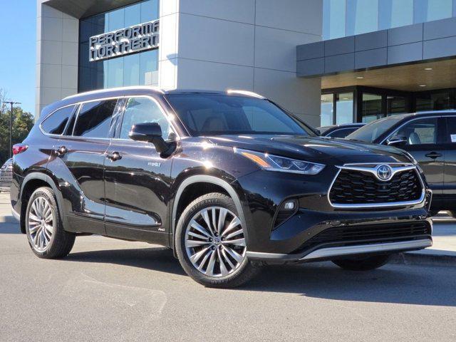 used 2021 Toyota Highlander Hybrid car, priced at $39,678