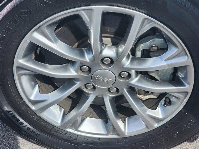 used 2022 Jeep Cherokee car, priced at $26,442
