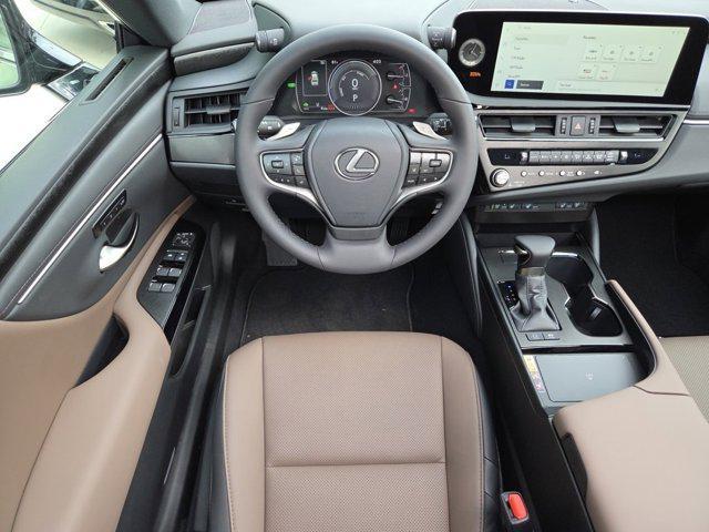 new 2025 Lexus ES 300h car, priced at $47,957