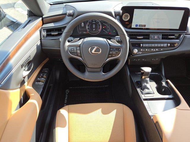 new 2025 Lexus ES 350 car, priced at $48,886