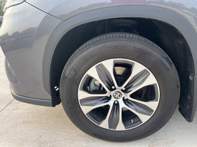 used 2021 Toyota Highlander car, priced at $35,978