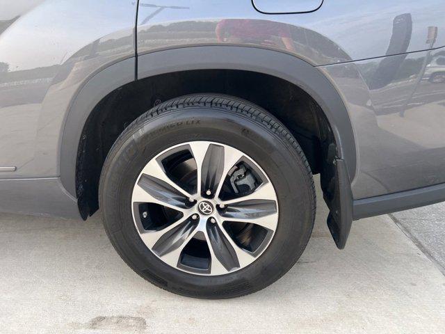 used 2021 Toyota Highlander car, priced at $35,978