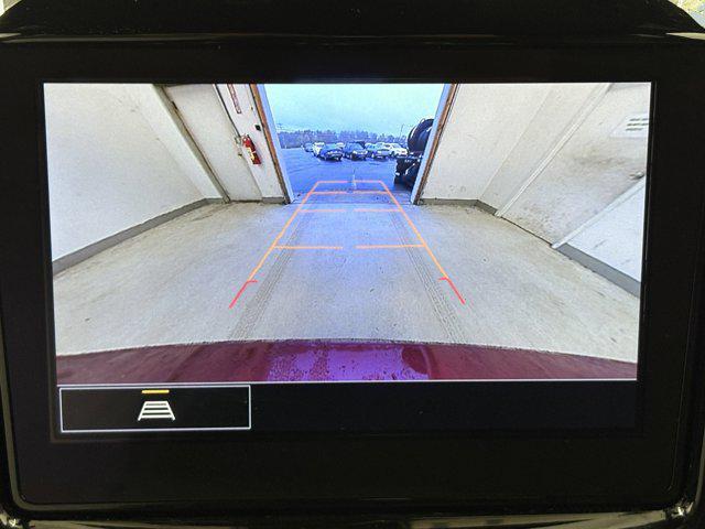 used 2023 Chevrolet Traverse car, priced at $25,995