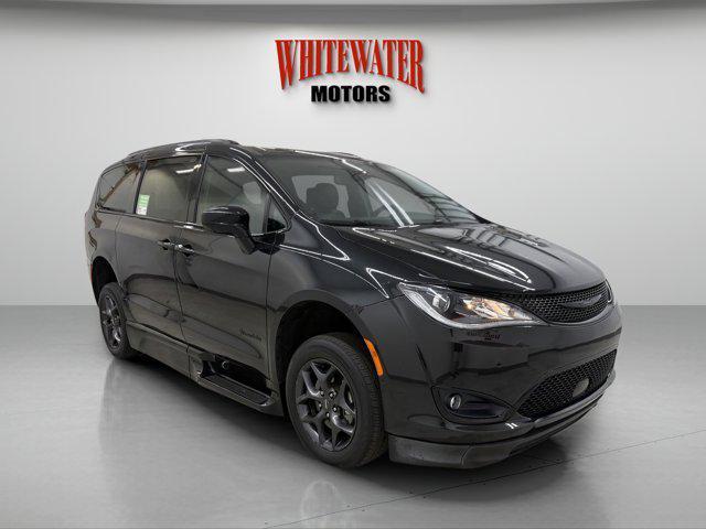 used 2020 Chrysler Pacifica car, priced at $45,995
