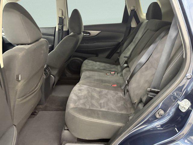 used 2016 Nissan Rogue car